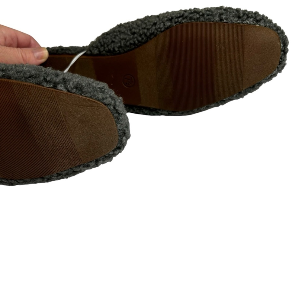 Universal Thread Slippers Womens 7.5 Margot Mules Gray Faux Fur Comfort Slip On - Picture 12 of 16
